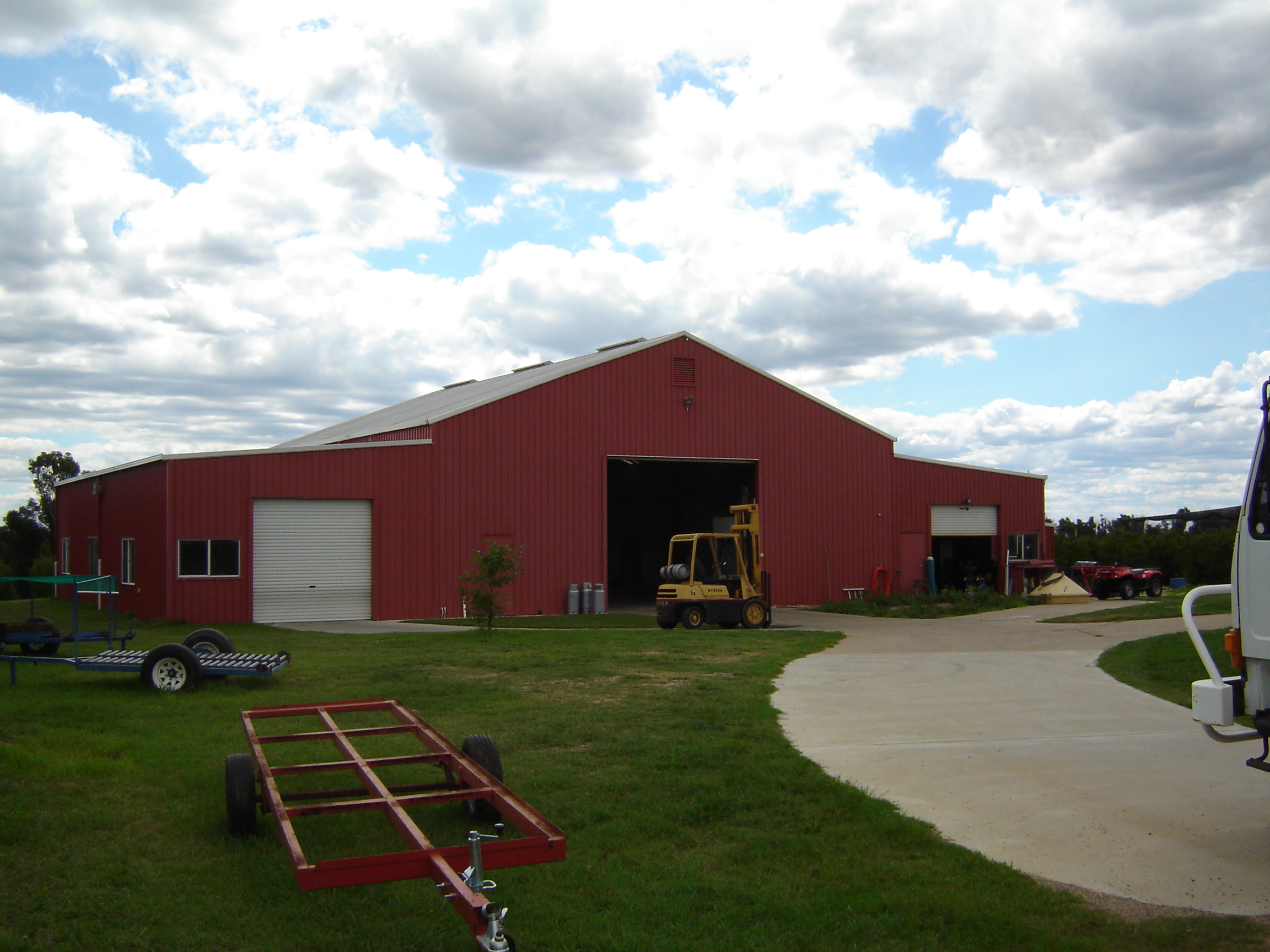 FARM SHEDS